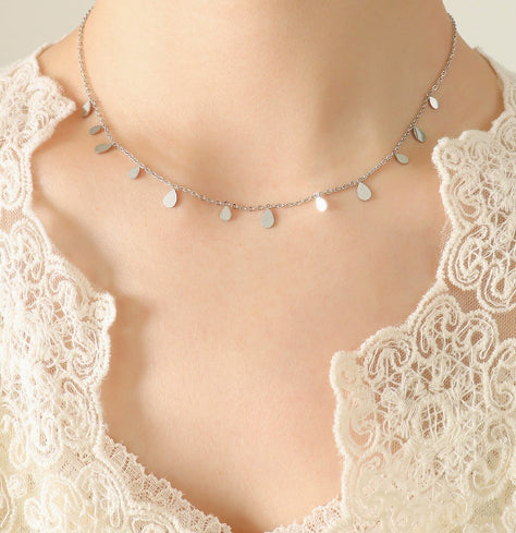 Euro-American Instagram-style Roman Inspired Multi-attachment Versatile Clavicle Chain
