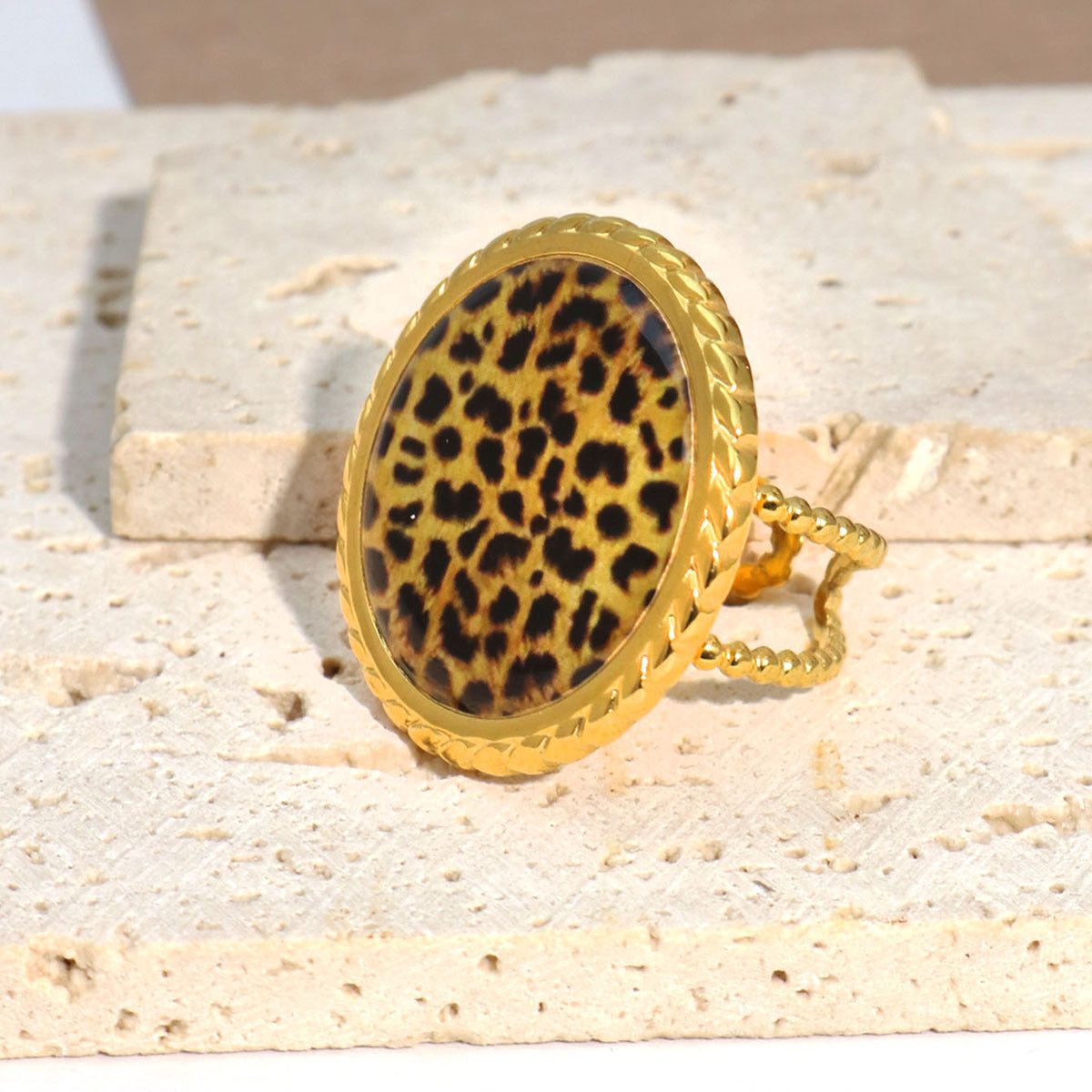 Stainless Steel Leopard-Print Circle Open Ring, Simple Stylish And Luxe-Light