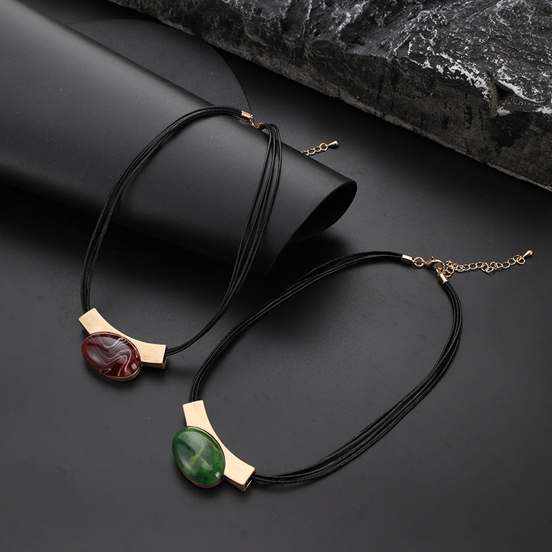 Metal Fashionable And Trendy Womens Jewelry Exaggerated High-end Necklace