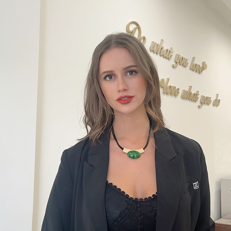 Metal Fashionable And Trendy Womens Jewelry Exaggerated High-end Necklace